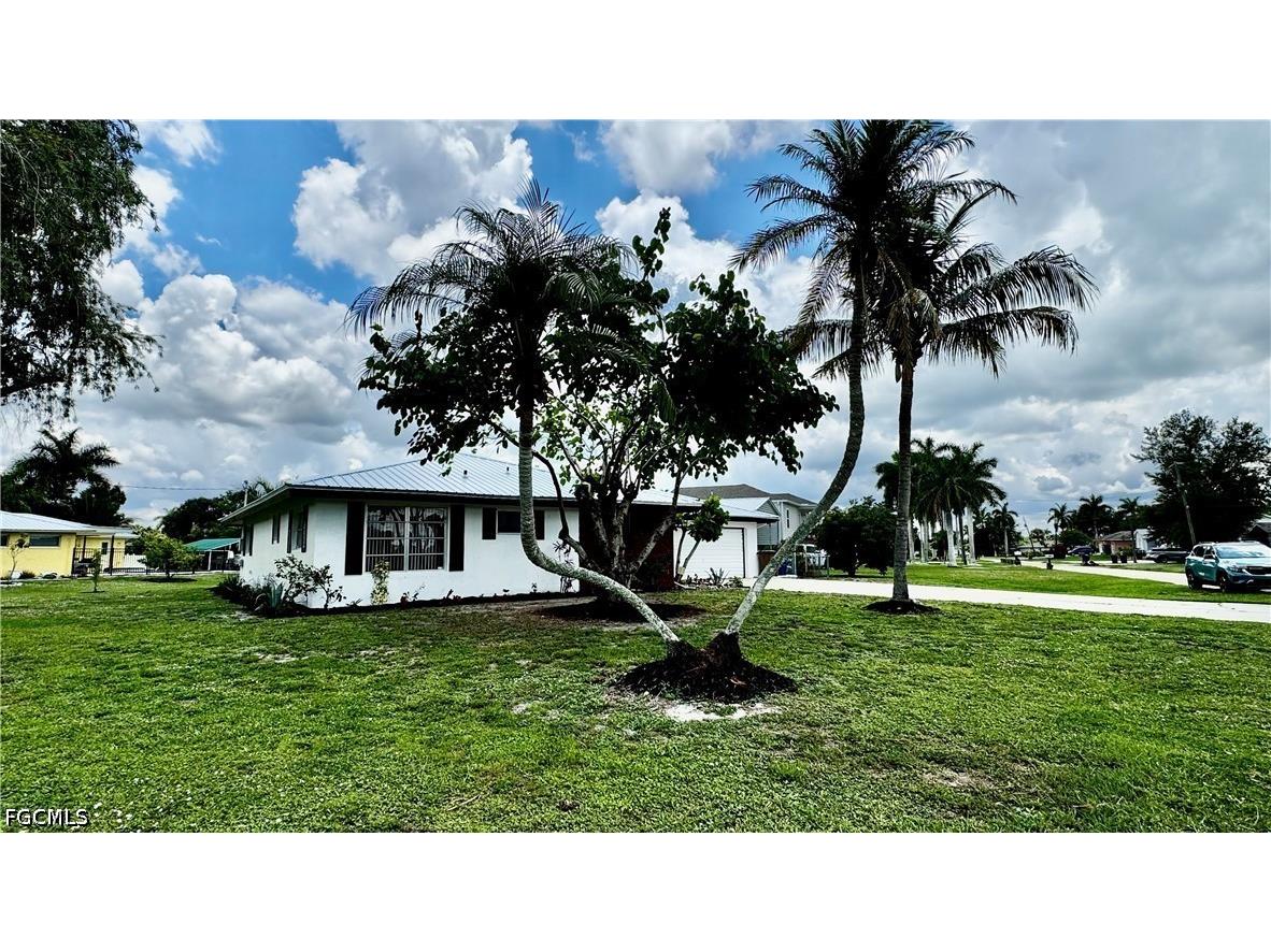 303 Georgia Avenue Fort Myers FL 33905 2026025305 image2