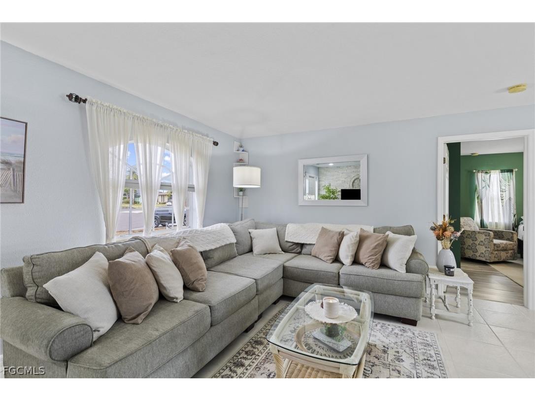 303 NE 13th Avenue Cape Coral FL 33909 2026007753 image7