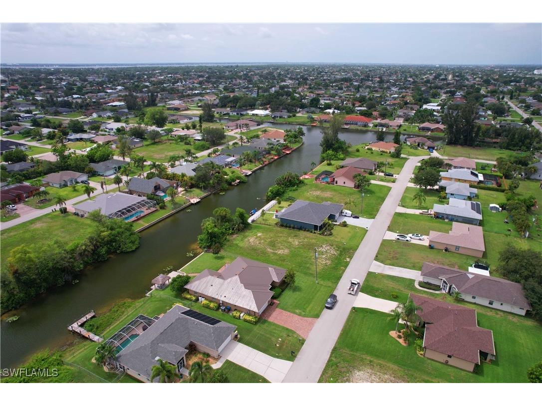 303 NE 17th Place Cape Coral FL 33909 225060911 image5