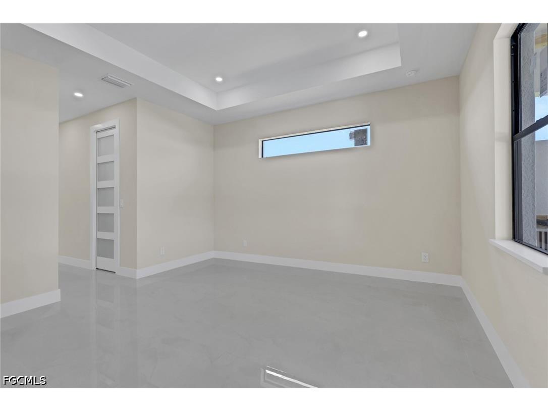 303 Nicholas Parkway E Cape Coral FL 33990 2026019832 image9