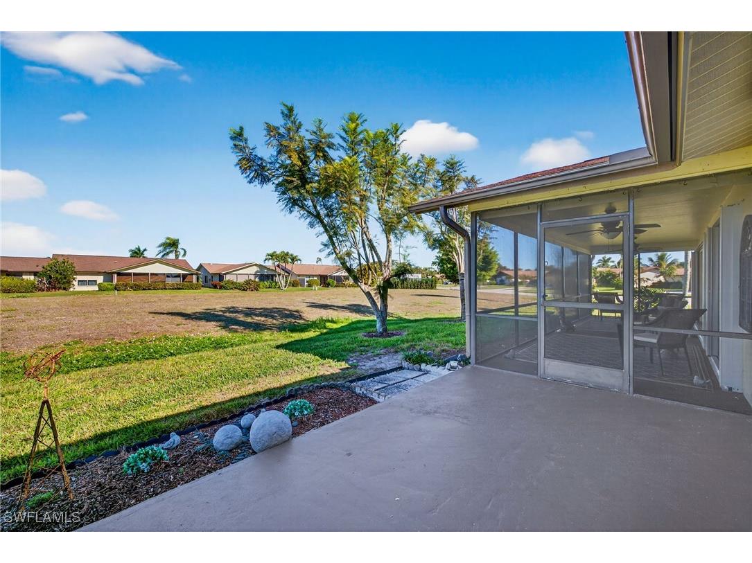 303 Reynolds Court #M16 Naples FL 34112 226004027 image27