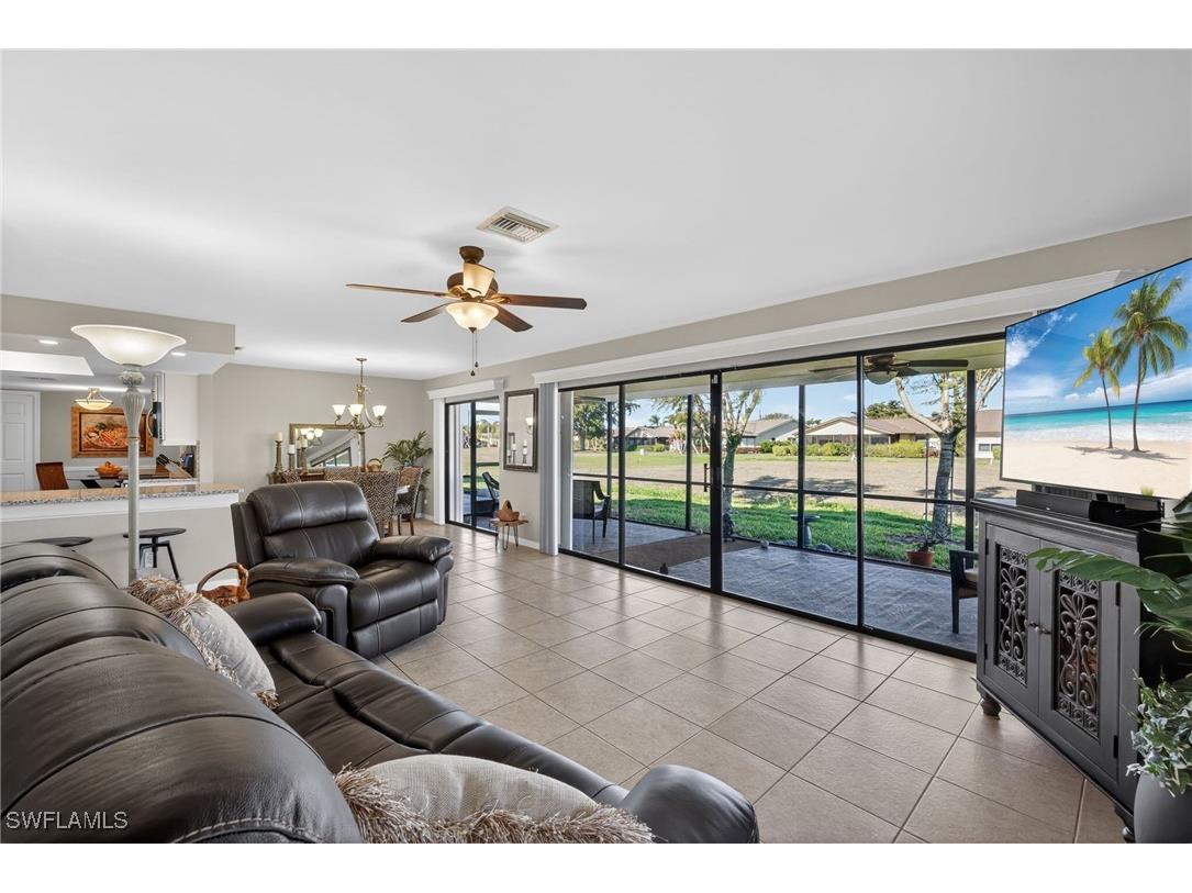 303 Reynolds Court #M16 Naples FL 34112 226004027 image8