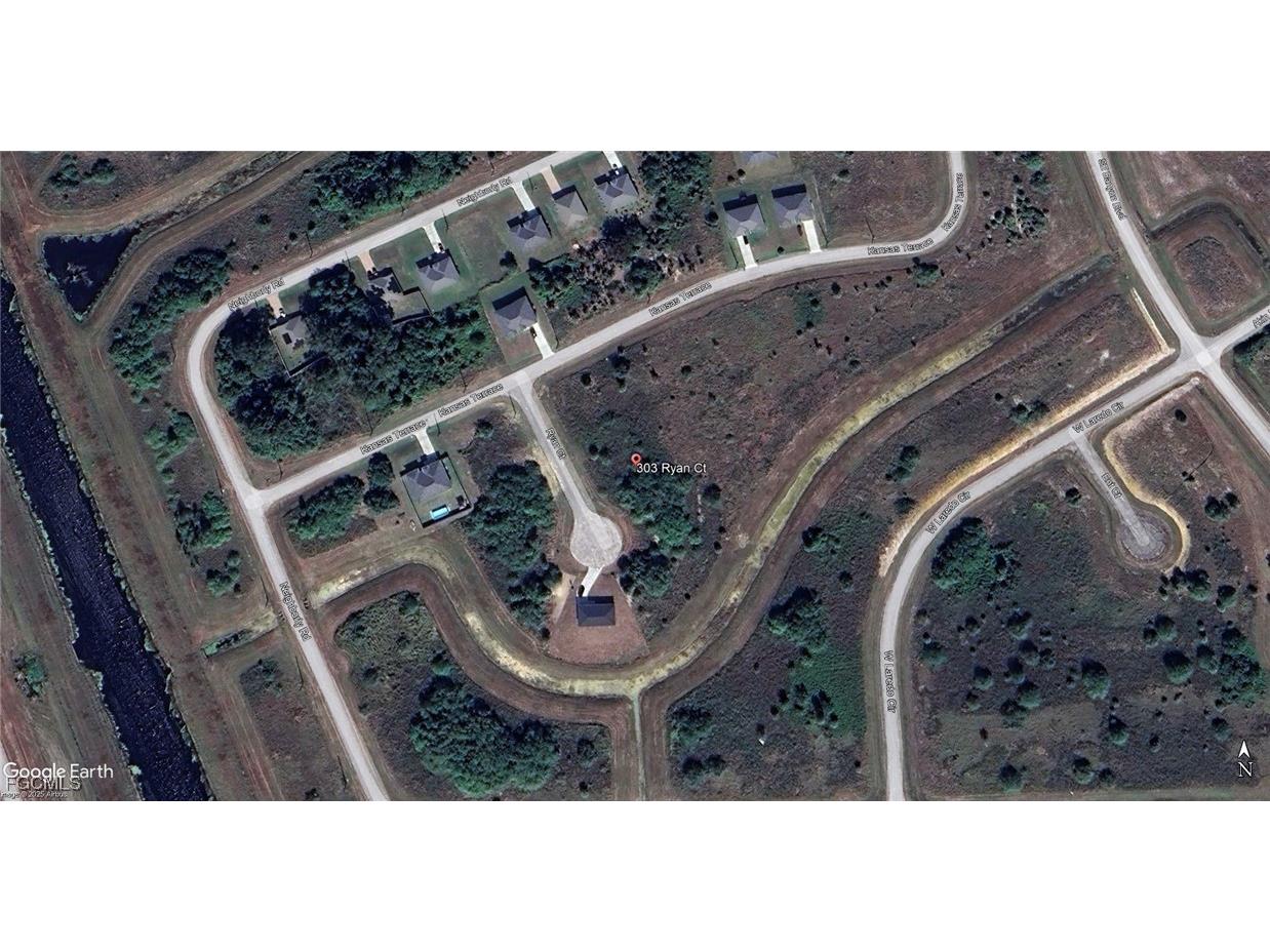 303 Ryan Court Labelle FL 33935 2025012647 image2