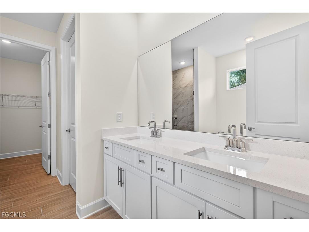 303 SE 1st Place Cape Coral FL 33990 2026011100 image12