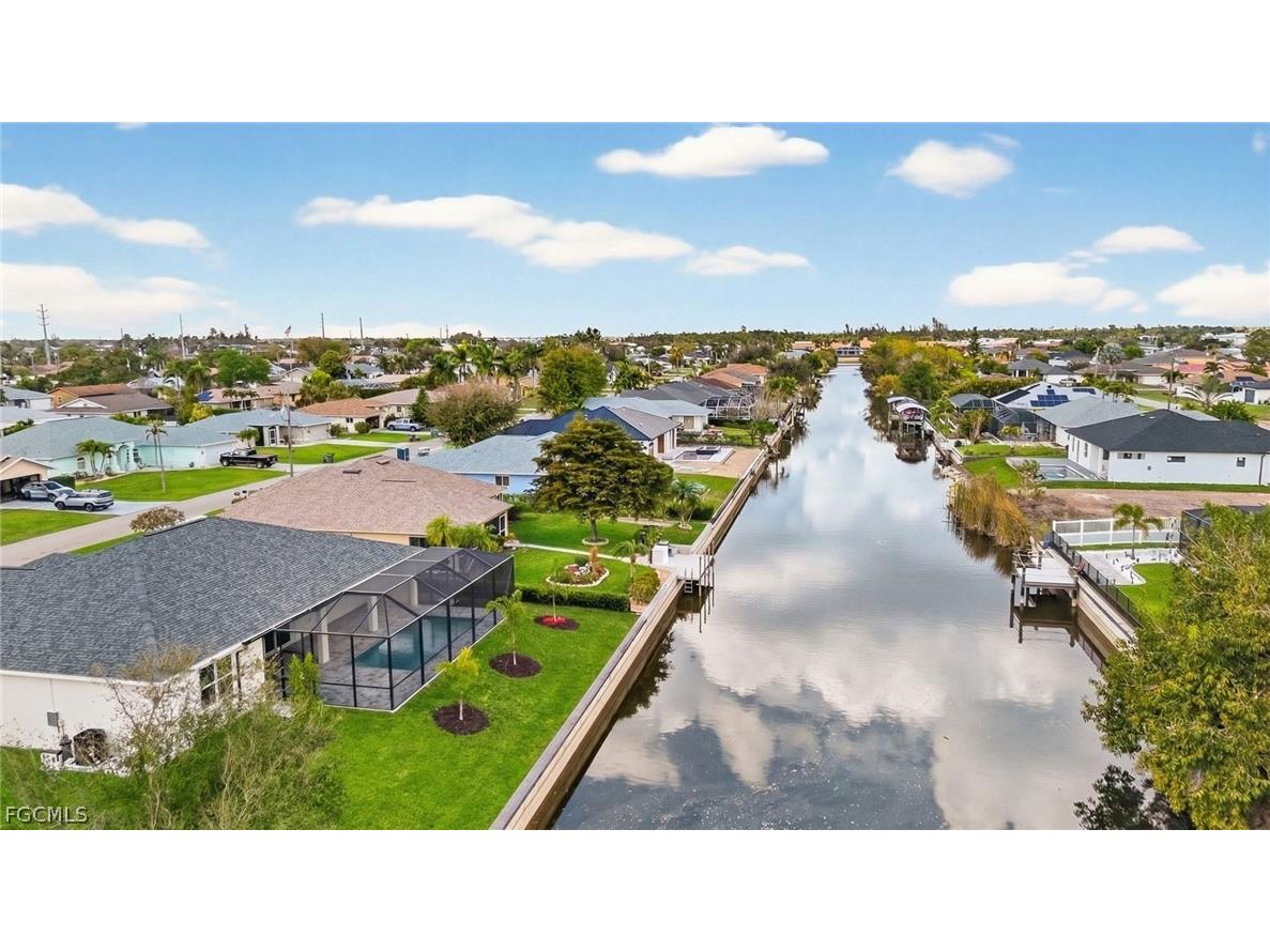 303 SE 1st Place Cape Coral FL 33990 2026011100 image30