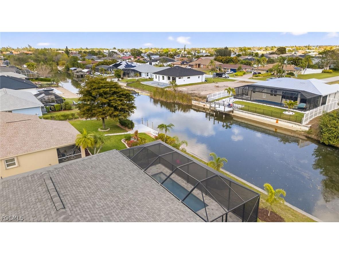 303 SE 1st Place Cape Coral FL 33990 2026011100 image34