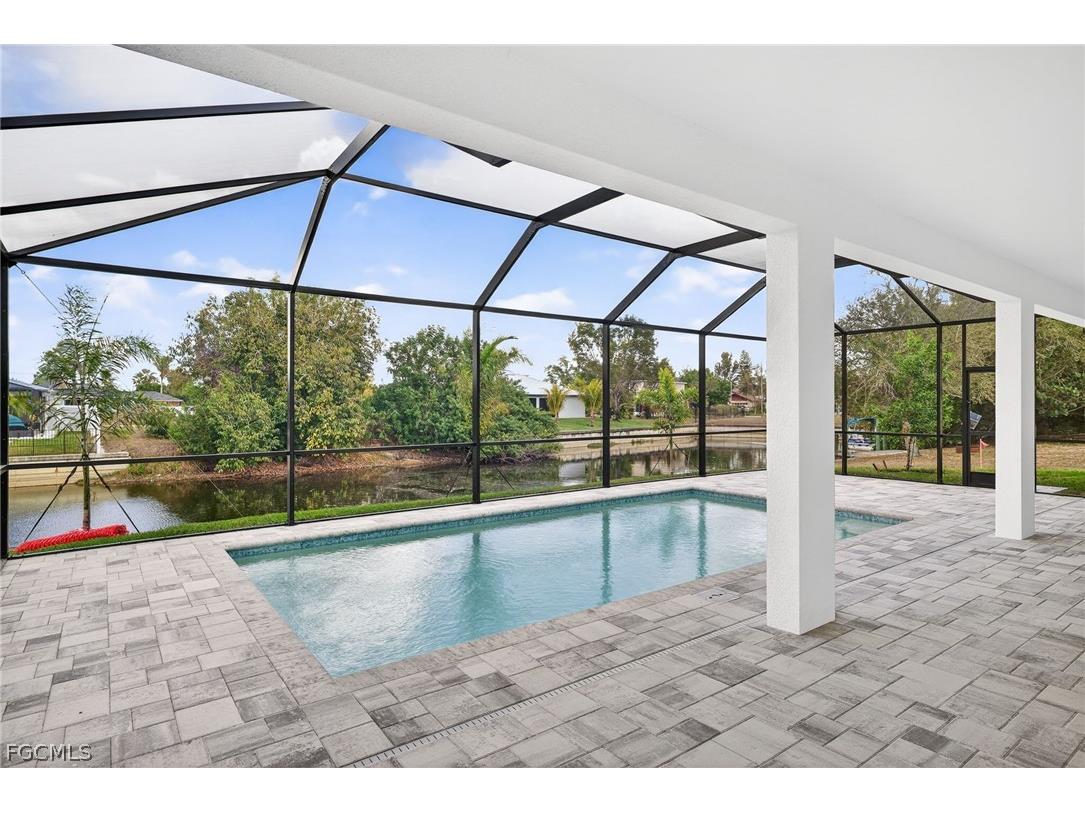 303 SE 1st Place Cape Coral FL 33990 2026011100 image36