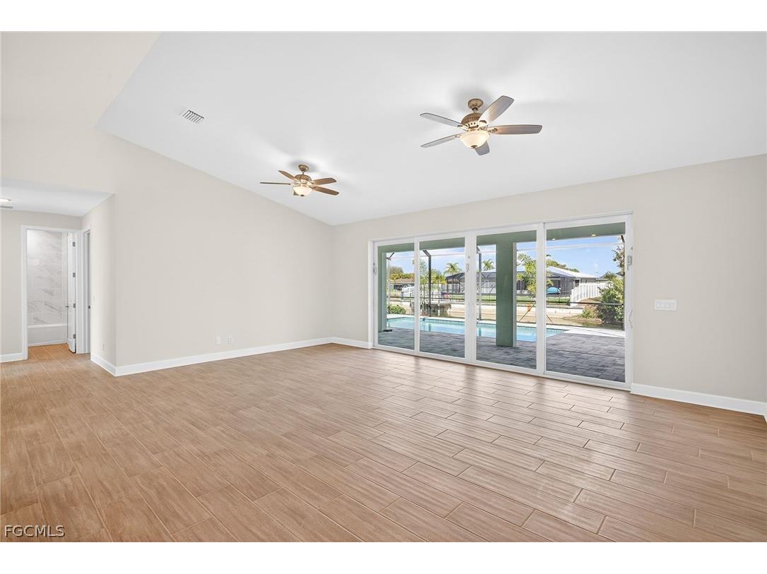303 SE 1st Place Cape Coral FL 33990 2026011100 image9