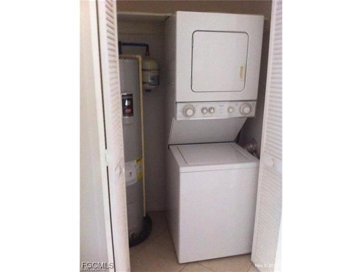 303 SW 3rd Place #102 Cape Coral FL 33991 2025021819 image7