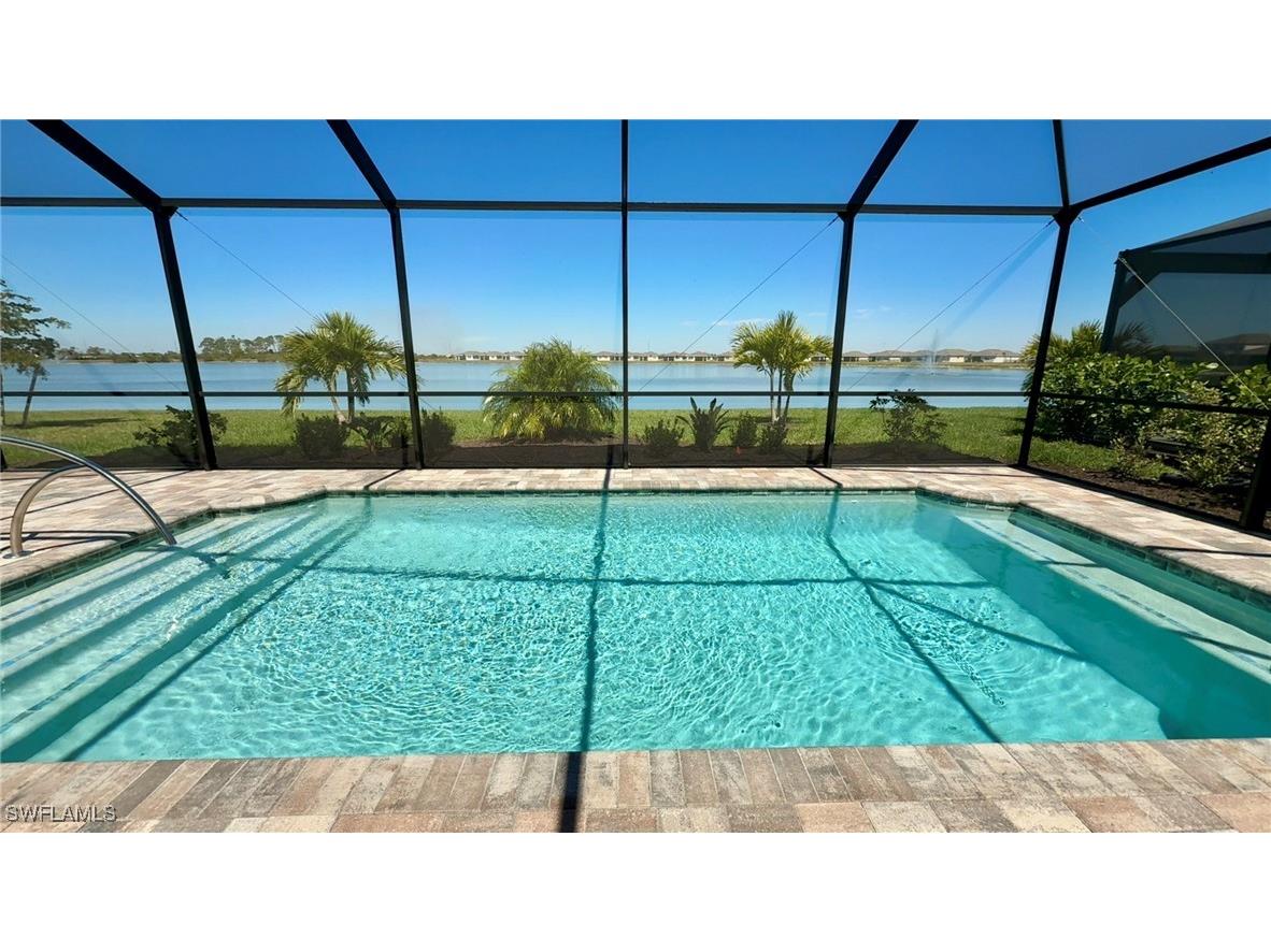303 Spring Hill Lake Loop Cape Coral FL 33993 225025593 image1