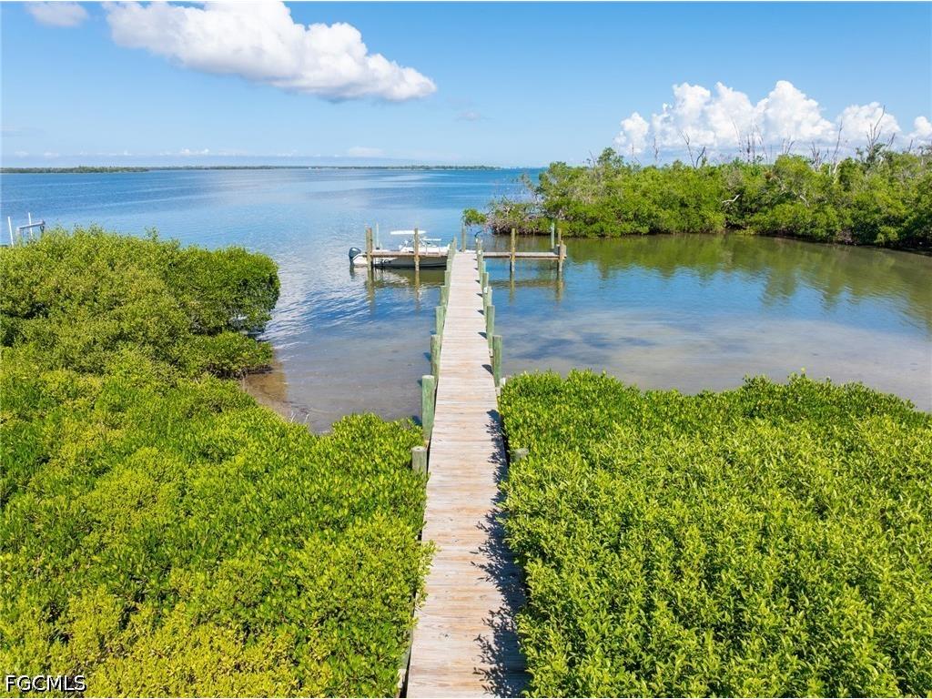 303 Useppa #UNIT A Useppa Island FL 33924 2026021257 image13