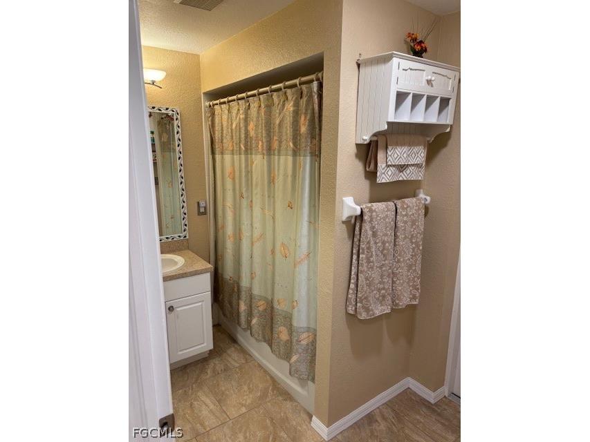 303 Wilmington Parkway Cape Coral FL 33993 2026009044 image18