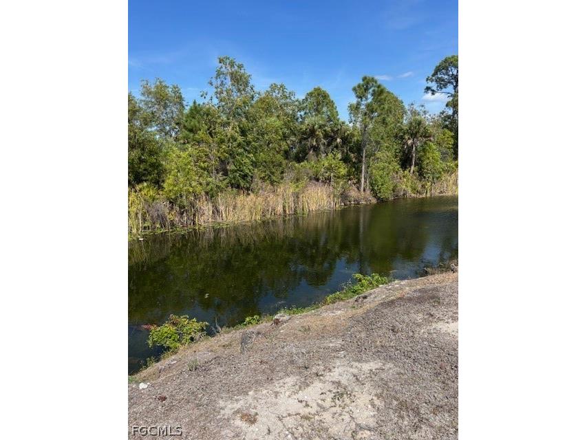 303 Wilmington Parkway Cape Coral FL 33993 2026009044 image28