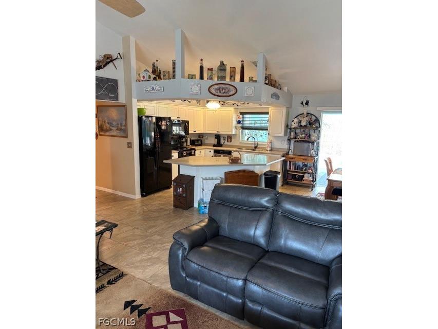 303 Wilmington Parkway Cape Coral FL 33993 2026009044 image7