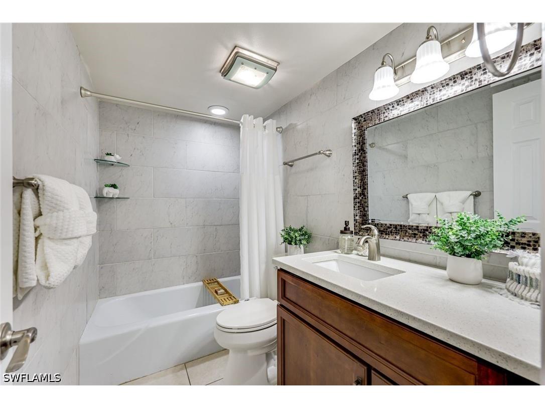 3030 Binnacle Drive #101 Naples FL 34103 226024774 image15