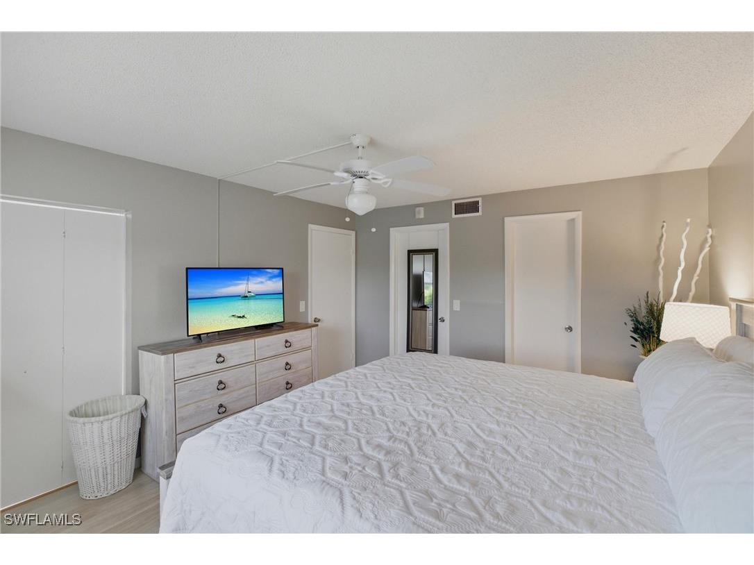 3030 Binnacle Drive #103 Naples FL 34103 225078418 image17