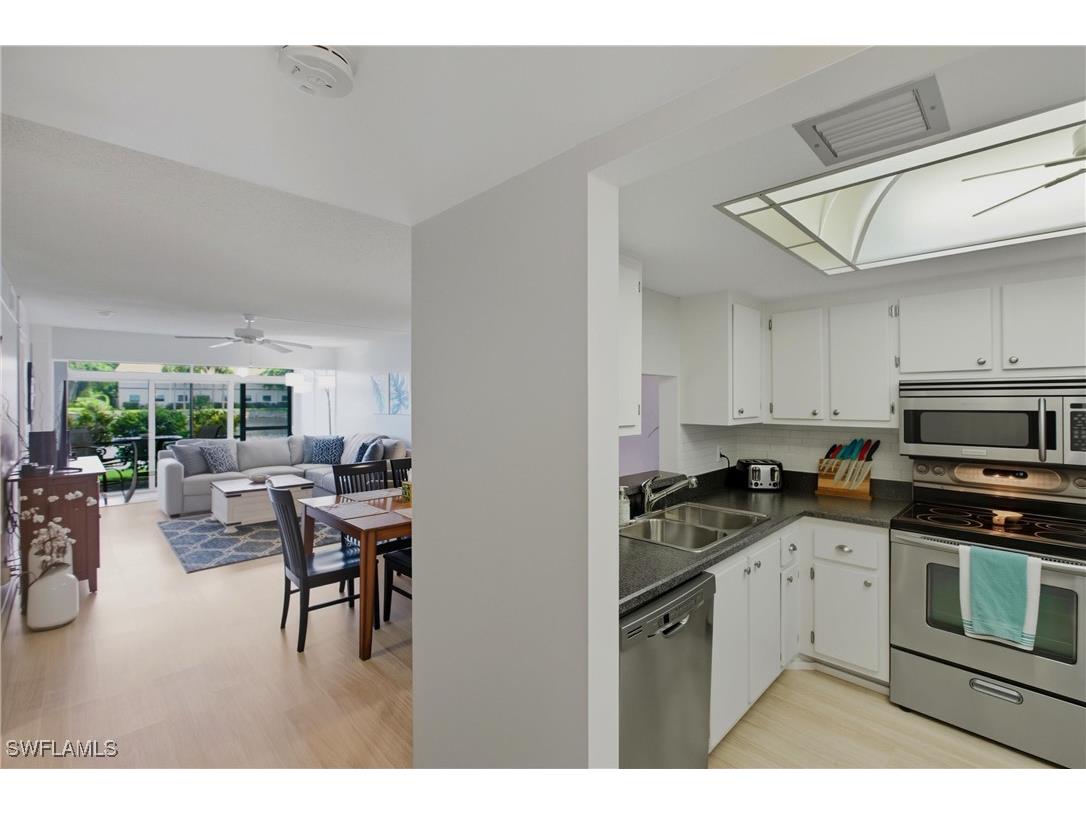 3030 Binnacle Drive #103 Naples FL 34103 225078418 image7