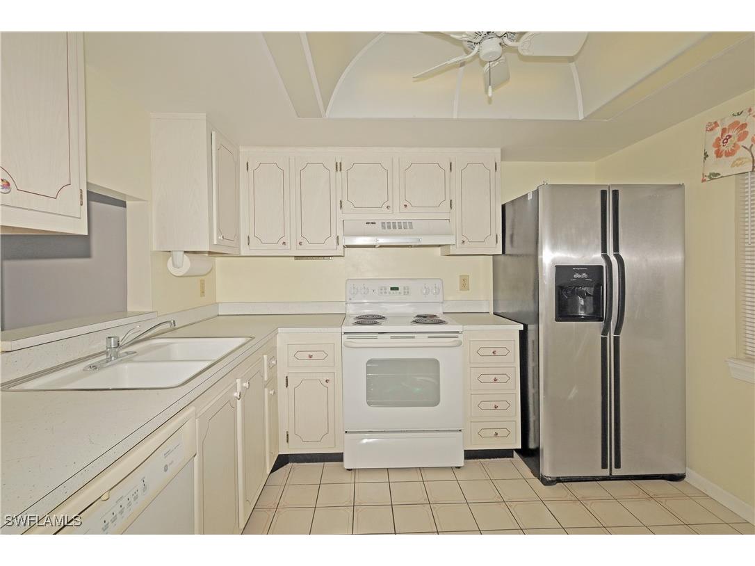 3030 Binnacle Drive #107 Naples FL 34103 225081429 image4