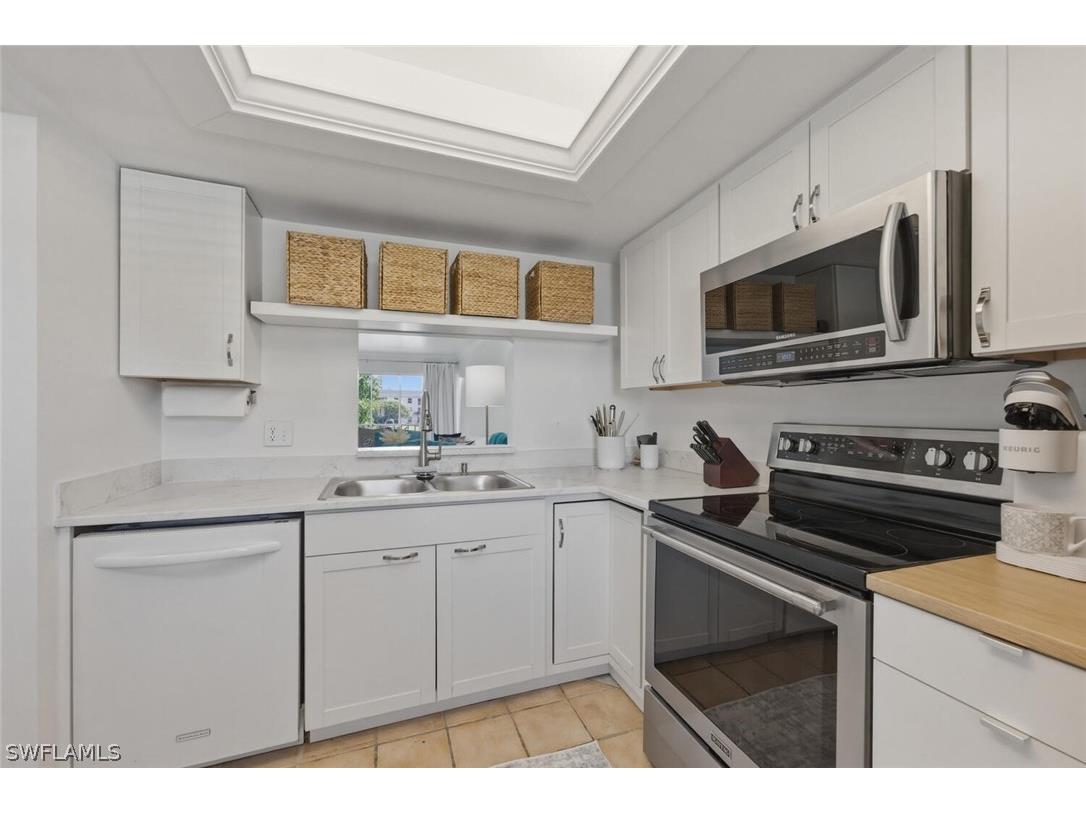 3030 Binnacle Drive #201 Naples FL 34103 225073767 image10