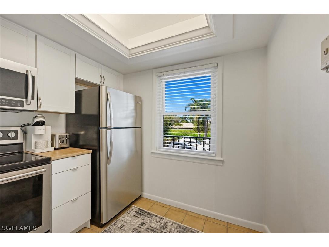 3030 Binnacle Drive #201 Naples FL 34103 225073767 image11