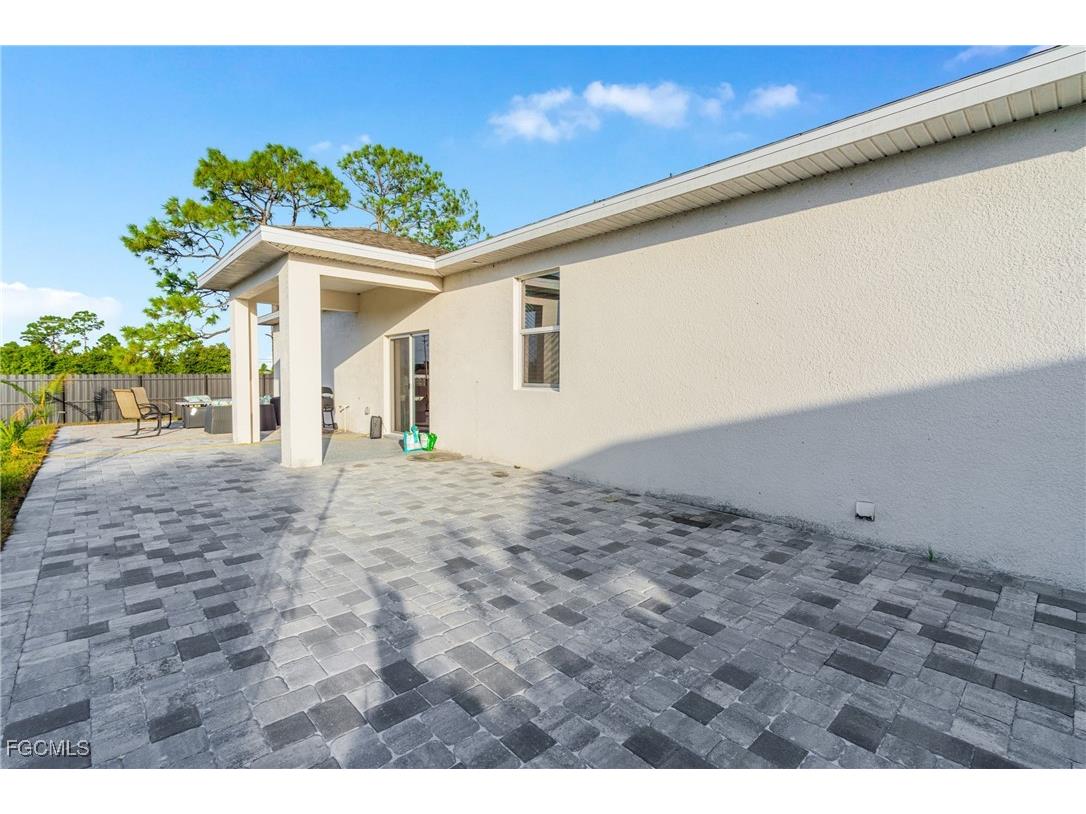 3031 37th Street SW Lehigh Acres FL 33976 2025016975 image12
