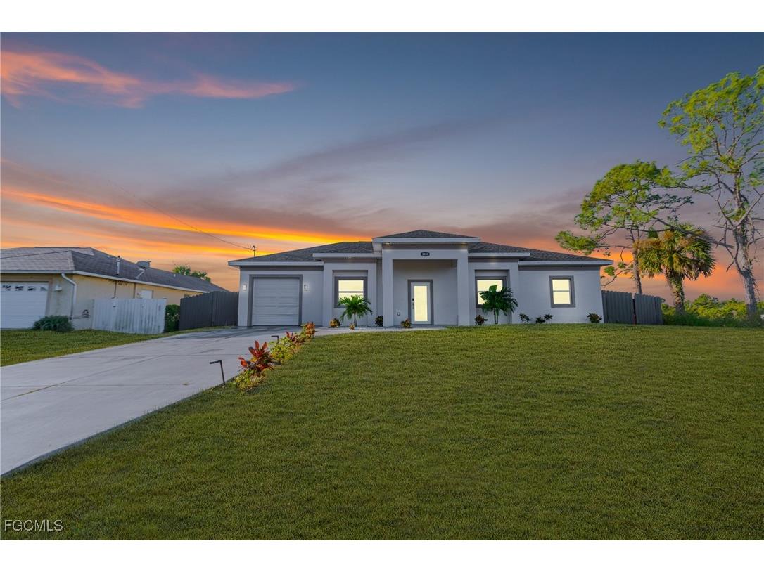 3031 37th Street SW Lehigh Acres FL 33976 2025016975 image2