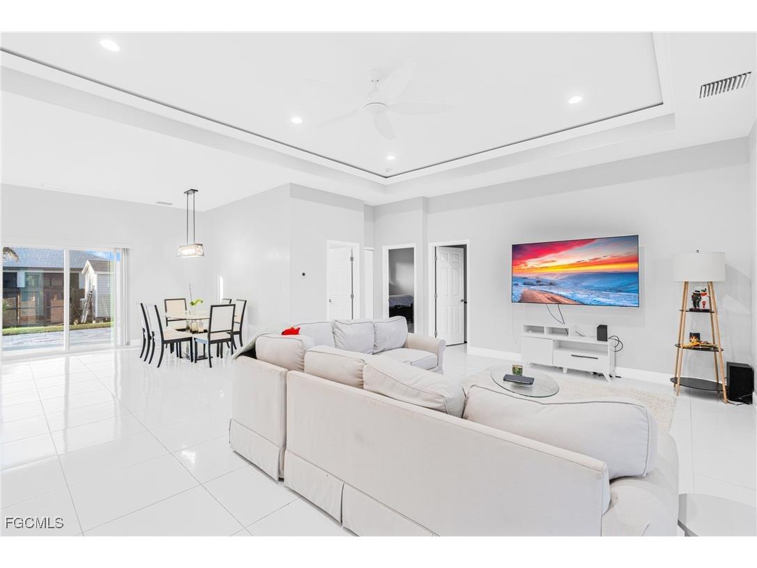 3031 37th Street SW Lehigh Acres FL 33976 2025016975 image25