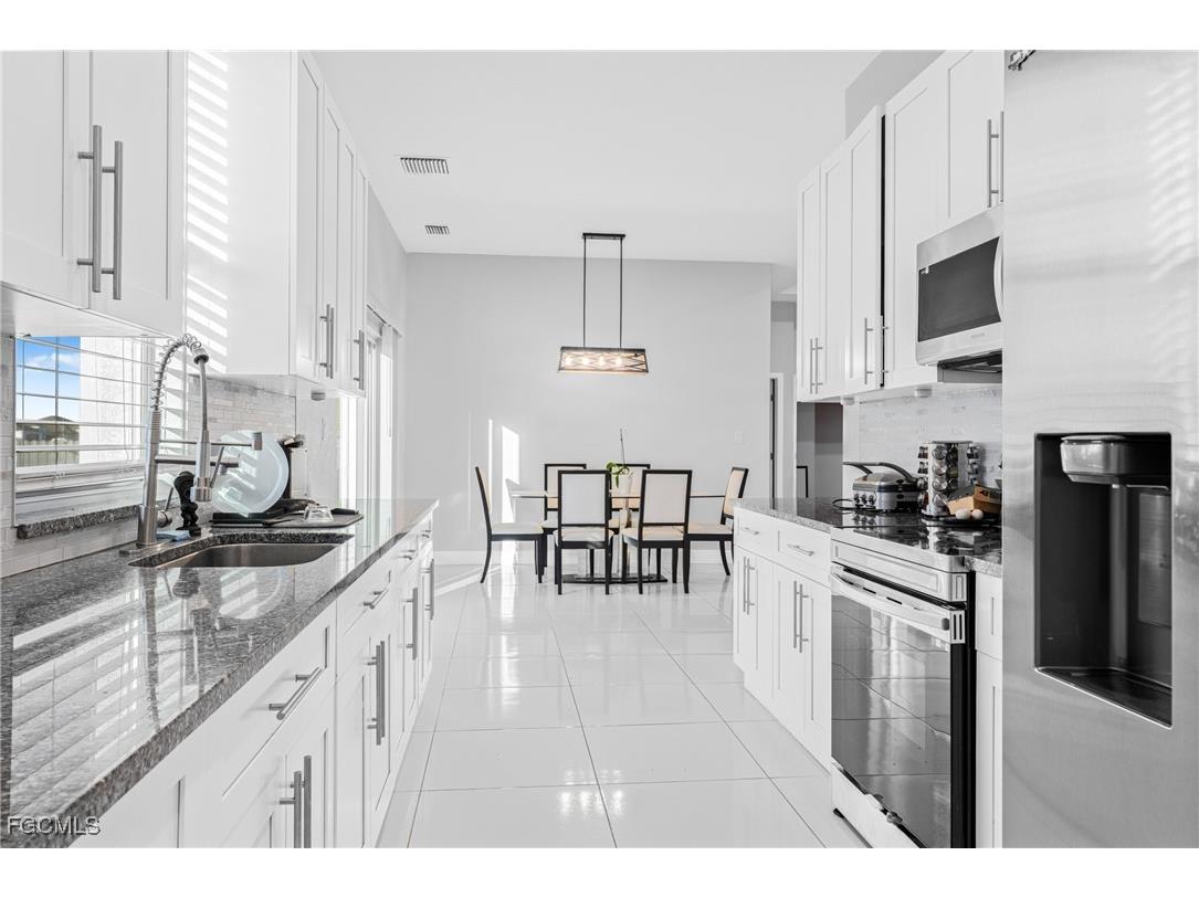 3031 37th Street SW Lehigh Acres FL 33976 2025016975 image26