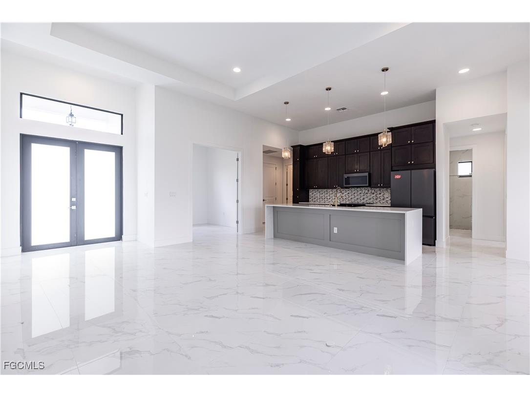 3031 NW 3rd Avenue Cape Coral FL 33993 2025011185 image10