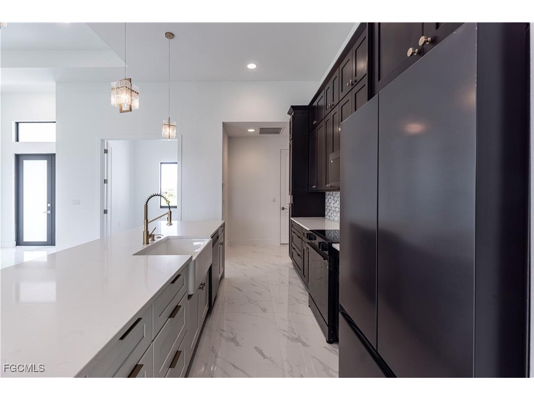 3031 NW 3rd Avenue Cape Coral FL 33993 2025011185 image14