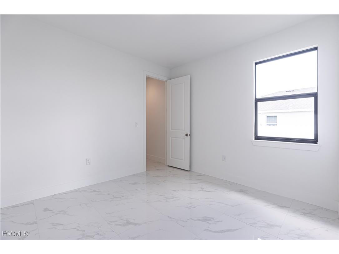 3031 NW 3rd Avenue Cape Coral FL 33993 2025011185 image25