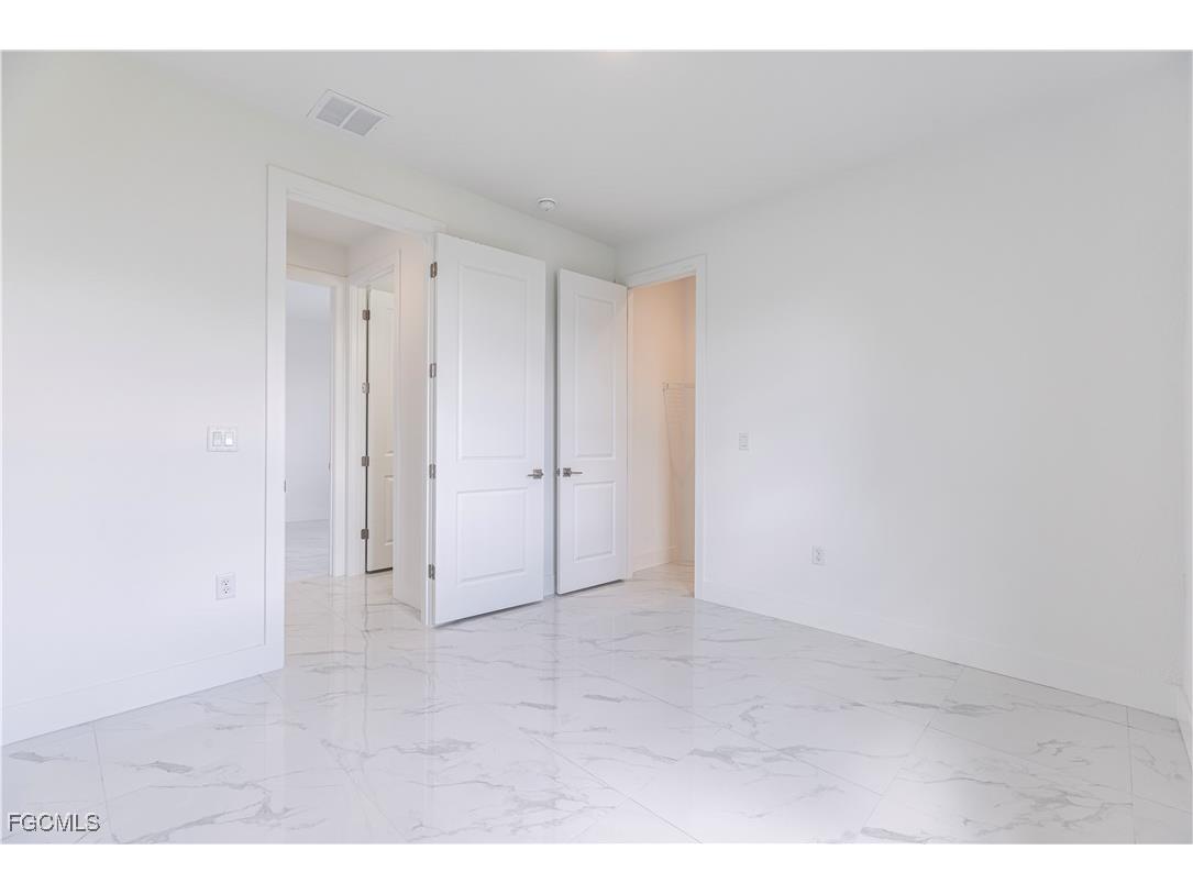 3031 NW 3rd Avenue Cape Coral FL 33993 2025011185 image31