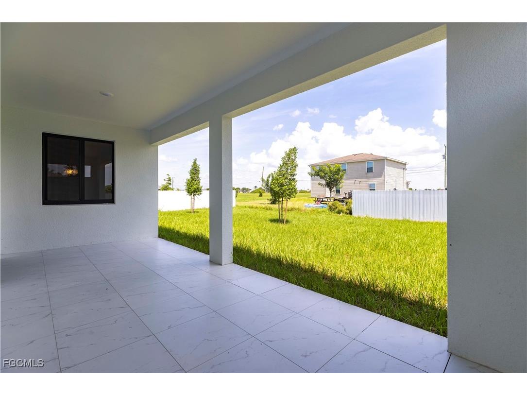 3031 NW 3rd Avenue Cape Coral FL 33993 2025011185 image40