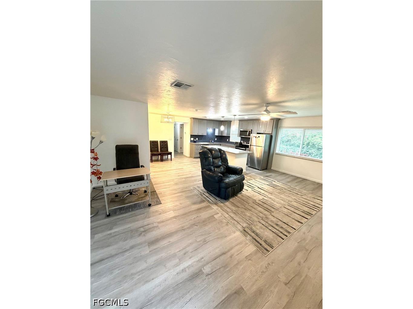 3032 SE Santa Barbara Place #2 Cape Coral FL 33904 2026022875 image2
