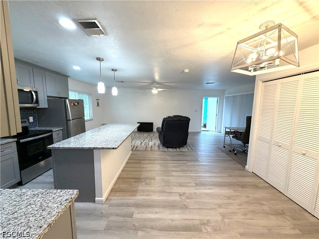 3032 SE Santa Barbara Place #2 Cape Coral FL 33904 2026022875 image4