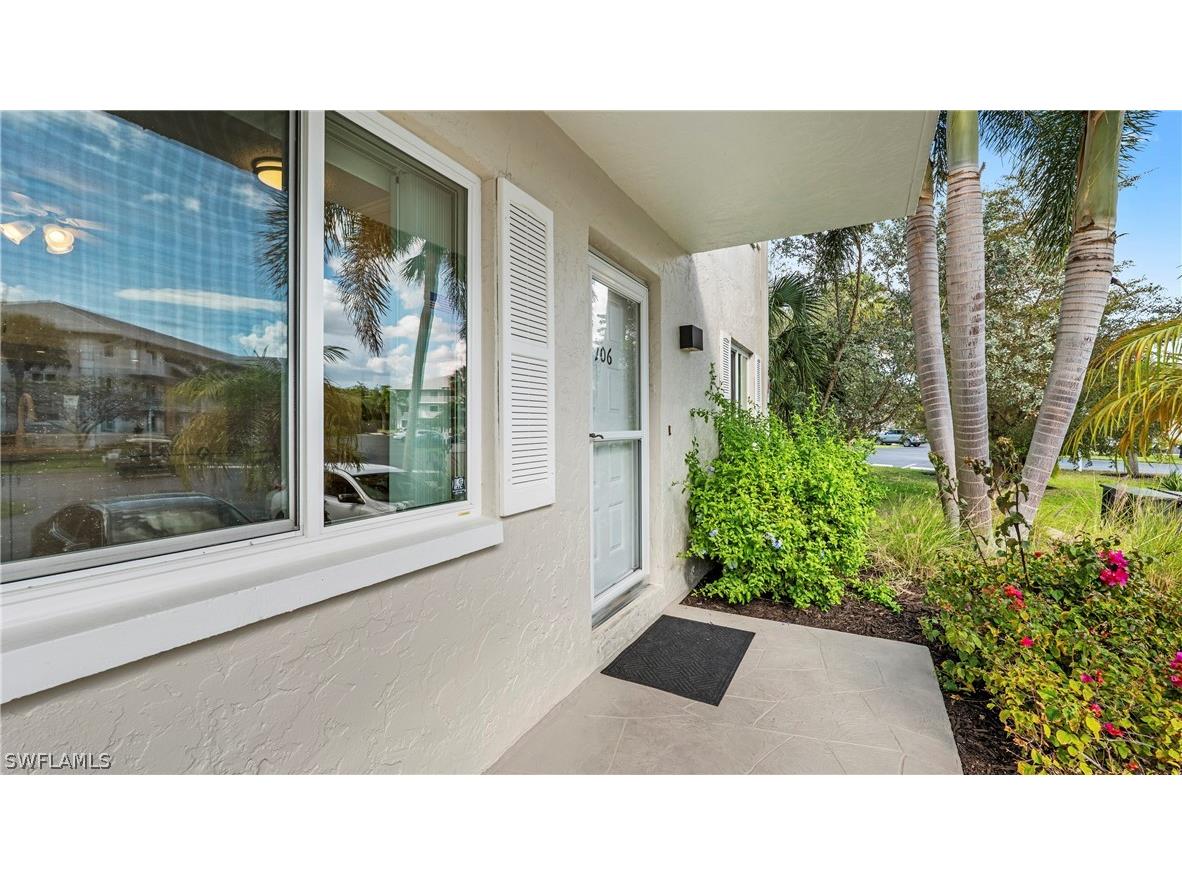 3032 Sandpiper Bay Circle #G106 Naples FL 34112 226009282 image1