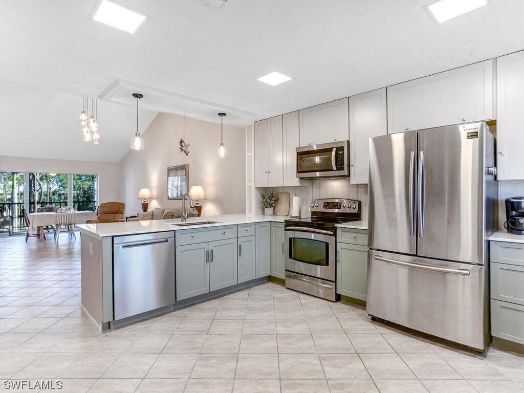 3032 Sandpiper Bay Circle #G301 Naples FL 34112 223022558 image1