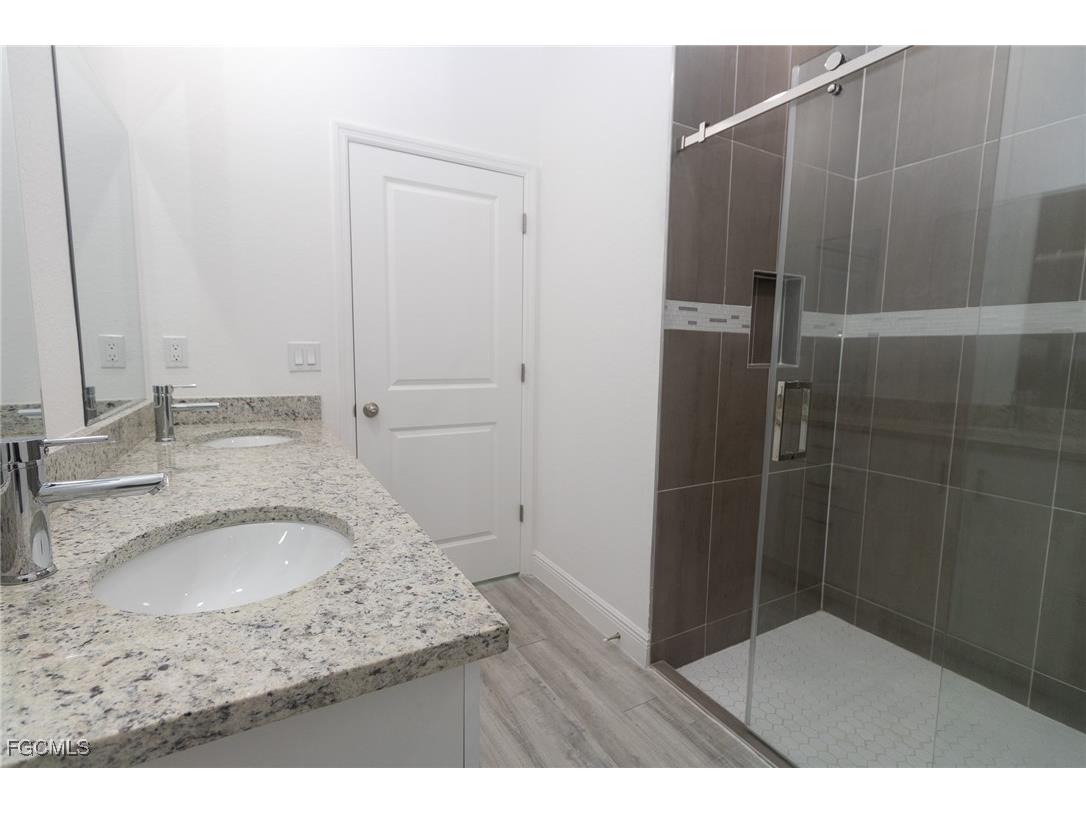 3032 W Briarwood Circle Labelle FL 33935 2025016018 image21