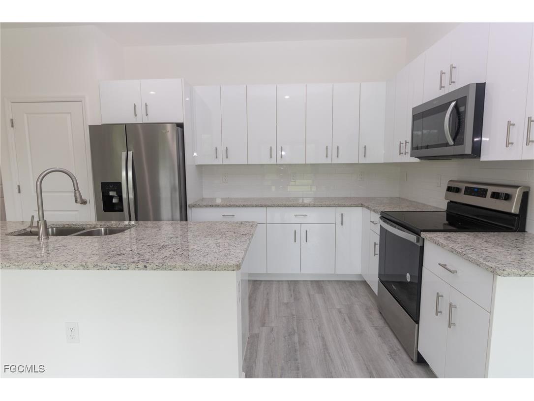 3032 W Briarwood Circle Labelle FL 33935 2025016018 image3