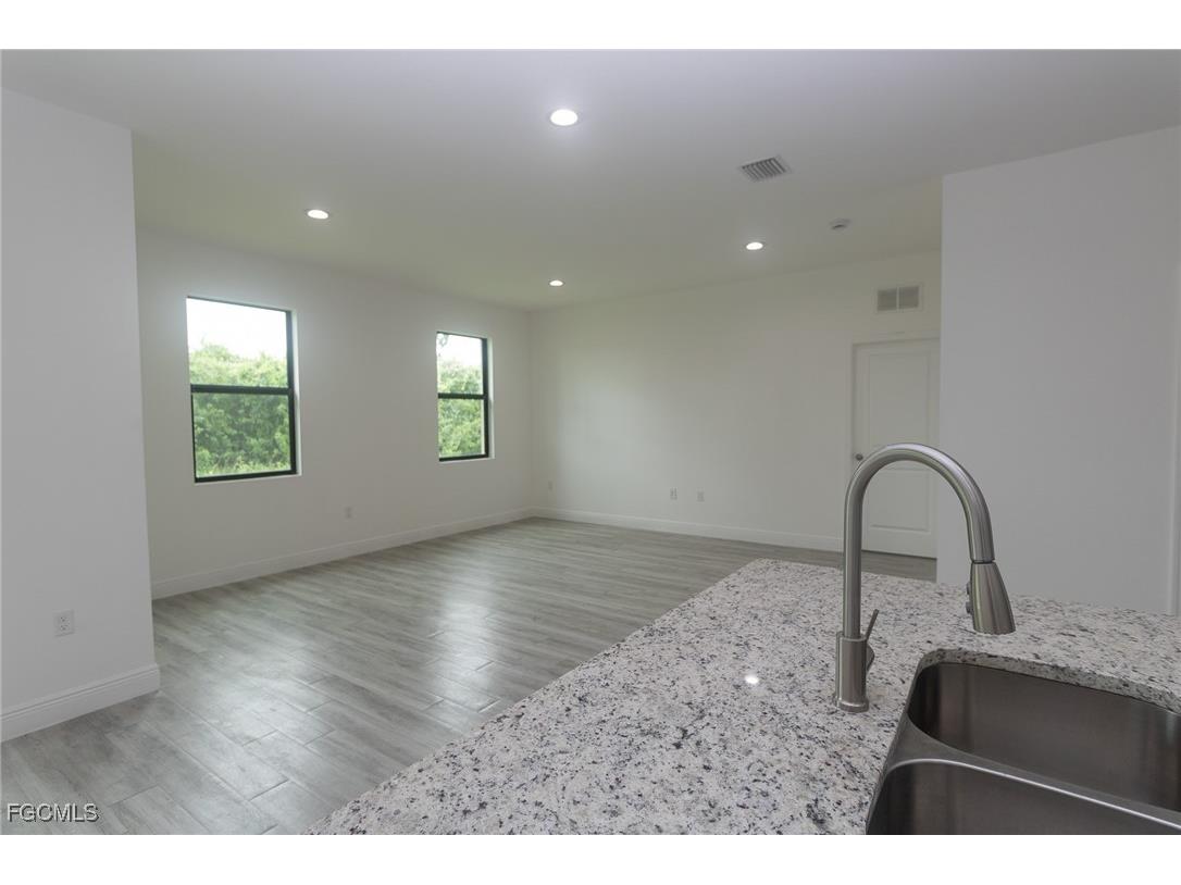 3032 W Briarwood Circle Labelle FL 33935 2025016018 image6