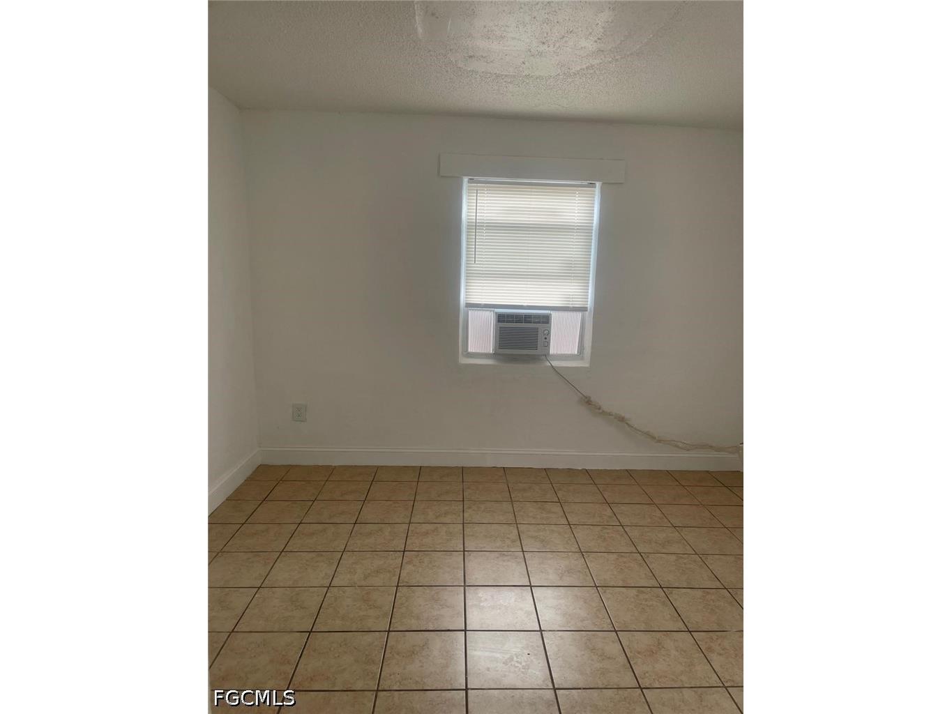 3033 2nd Street #1 Fort Myers FL 33916 2026015454 image7