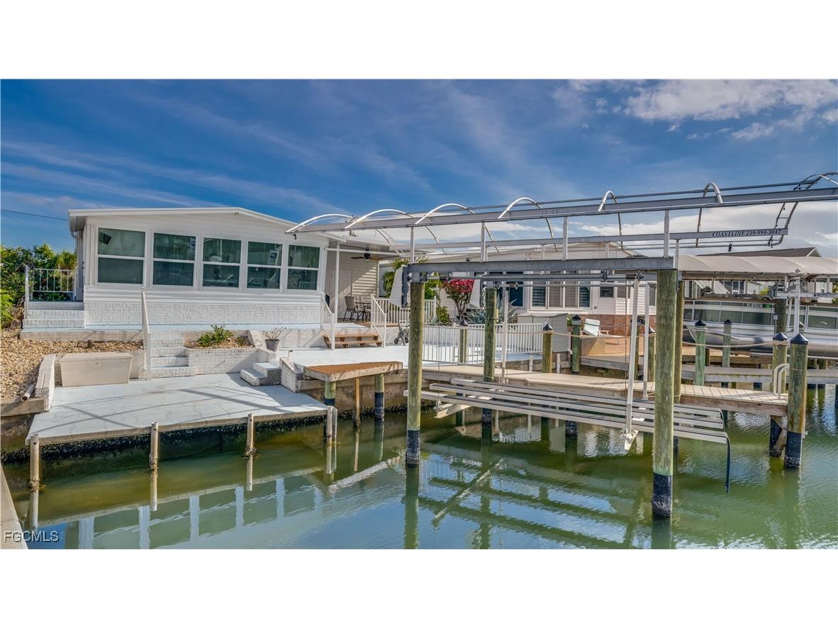3033 Bounty Lane Saint James City FL 33956 2026001557 image2