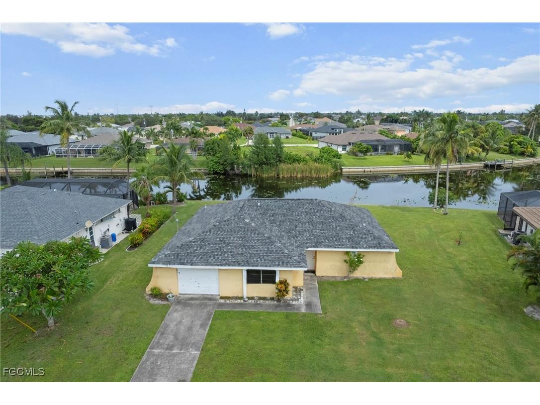 3033 SW 5th Avenue Cape Coral FL 33914 2025008937 image1
