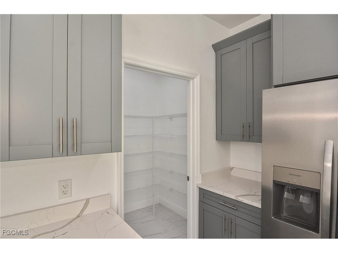 3034 Price Avenue Fort Myers FL 33916 2026000613 image12