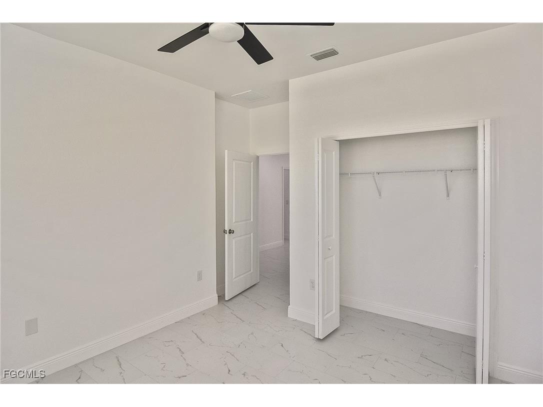 3034 Price Avenue Fort Myers FL 33916 2026000613 image26