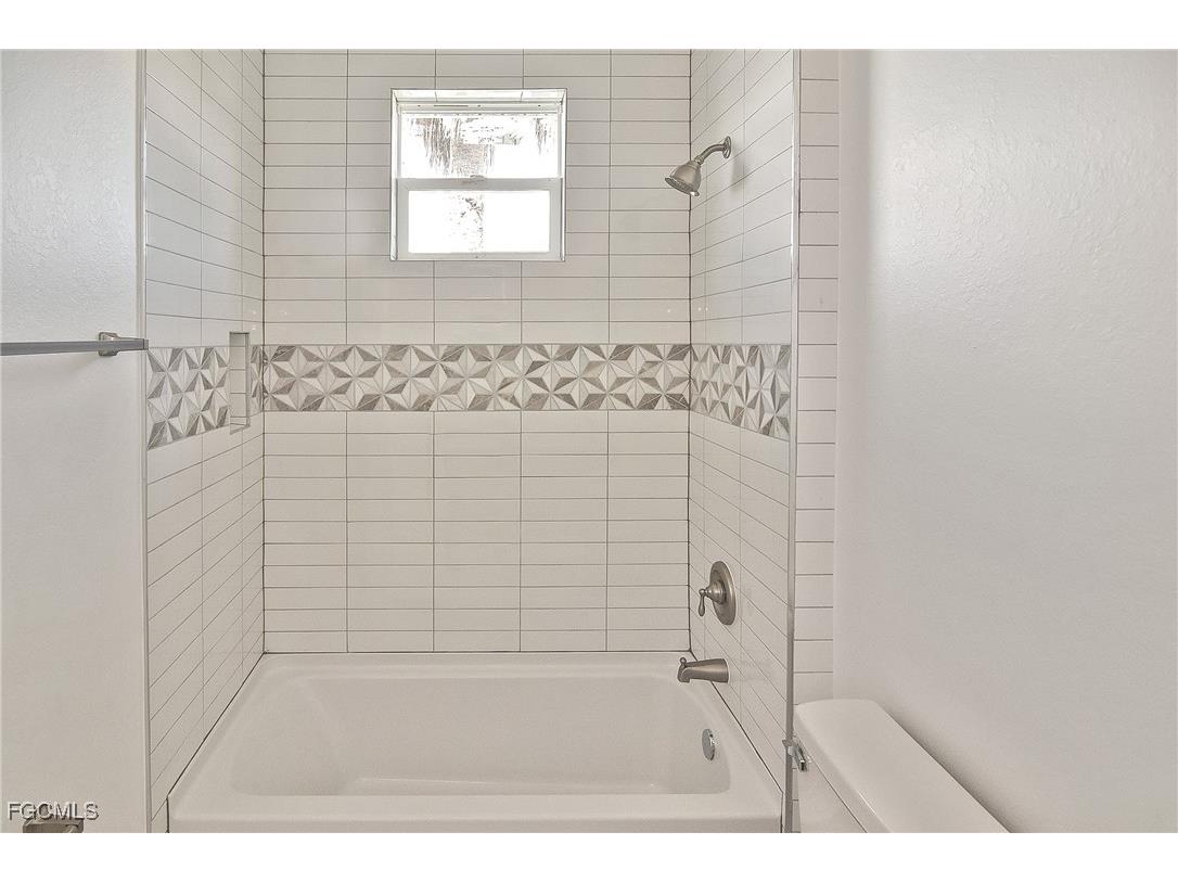 3034 Price Avenue Fort Myers FL 33916 2026000613 image27