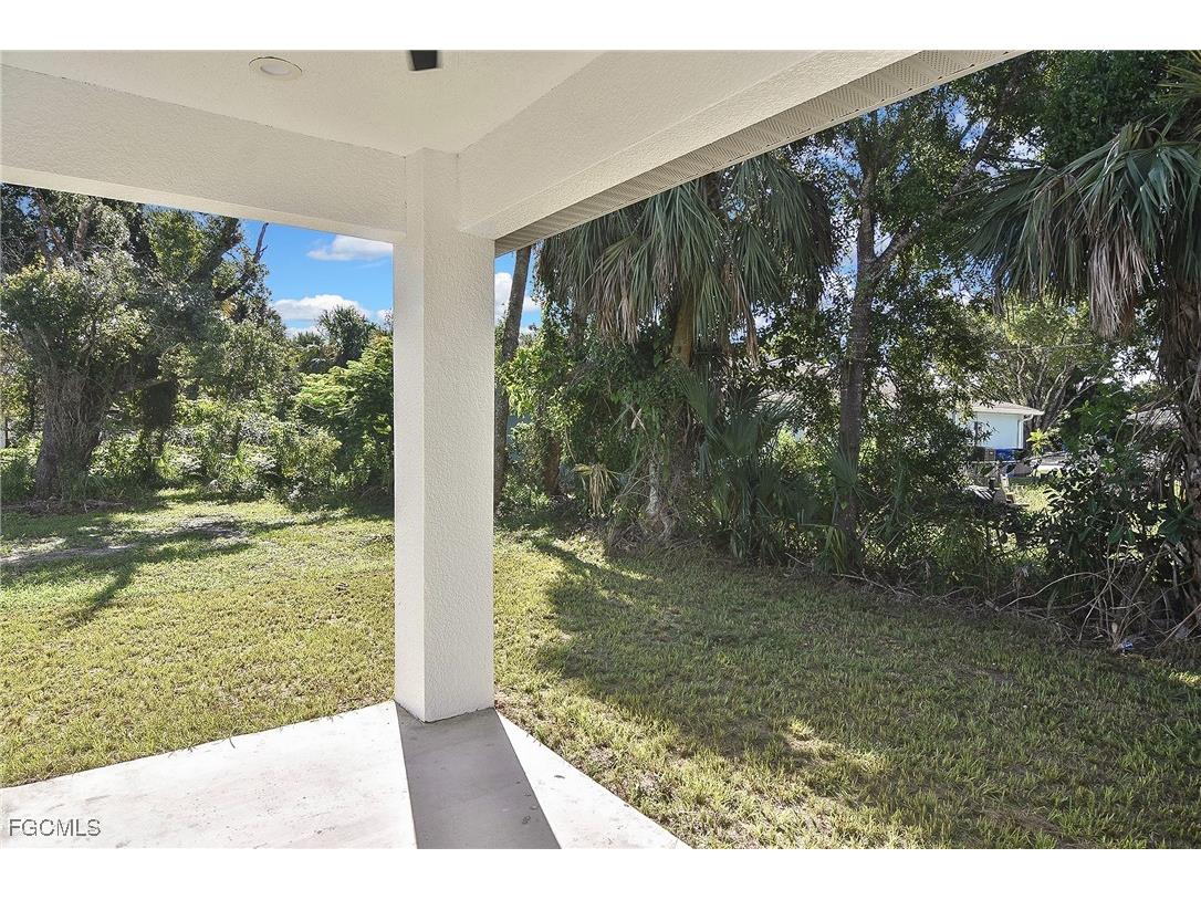 3034 Price Avenue Fort Myers FL 33916 2026000613 image33