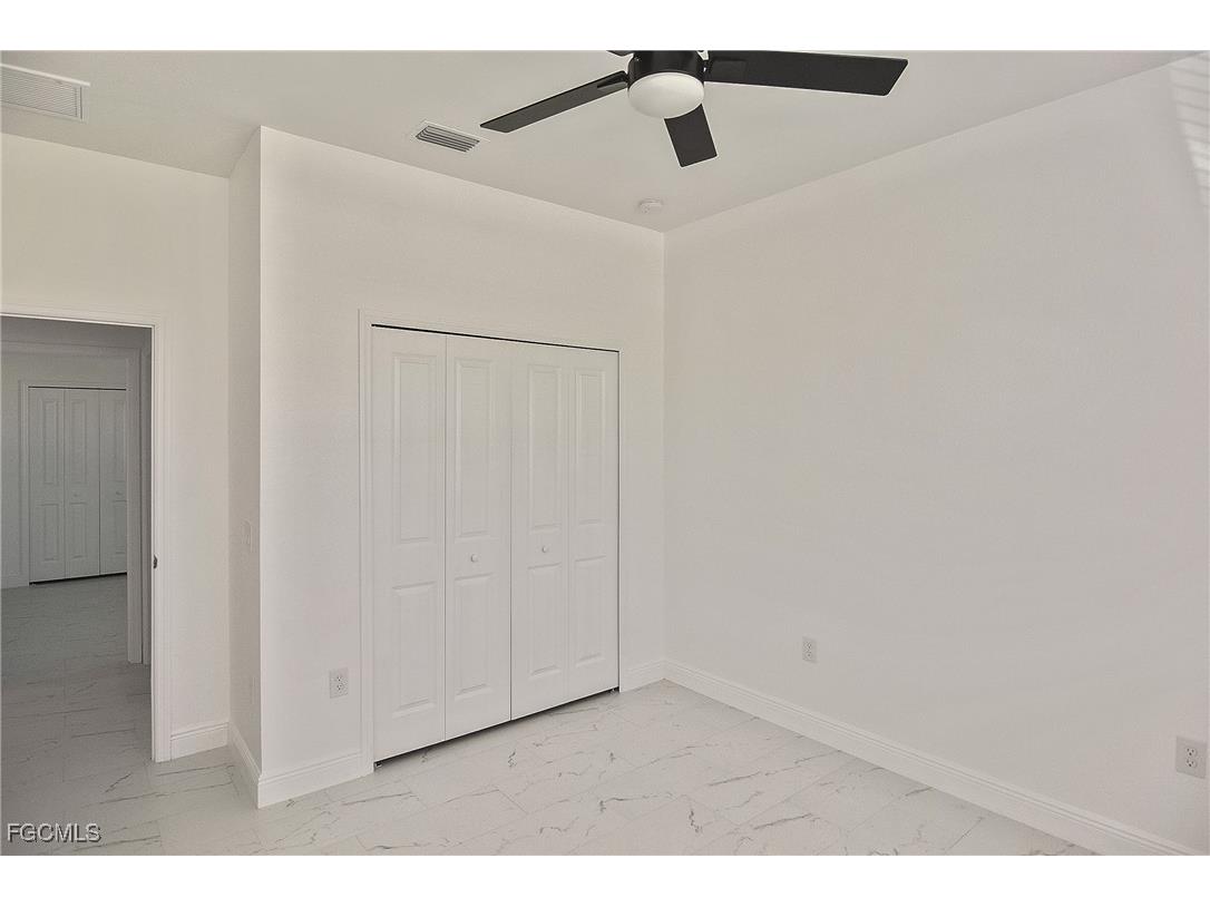 3034 Price Avenue Fort Myers FL 33916 2026000613 image6