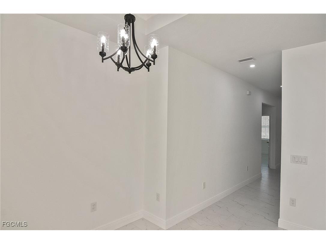 3034 Price Avenue Fort Myers FL 33916 2026000613 image9