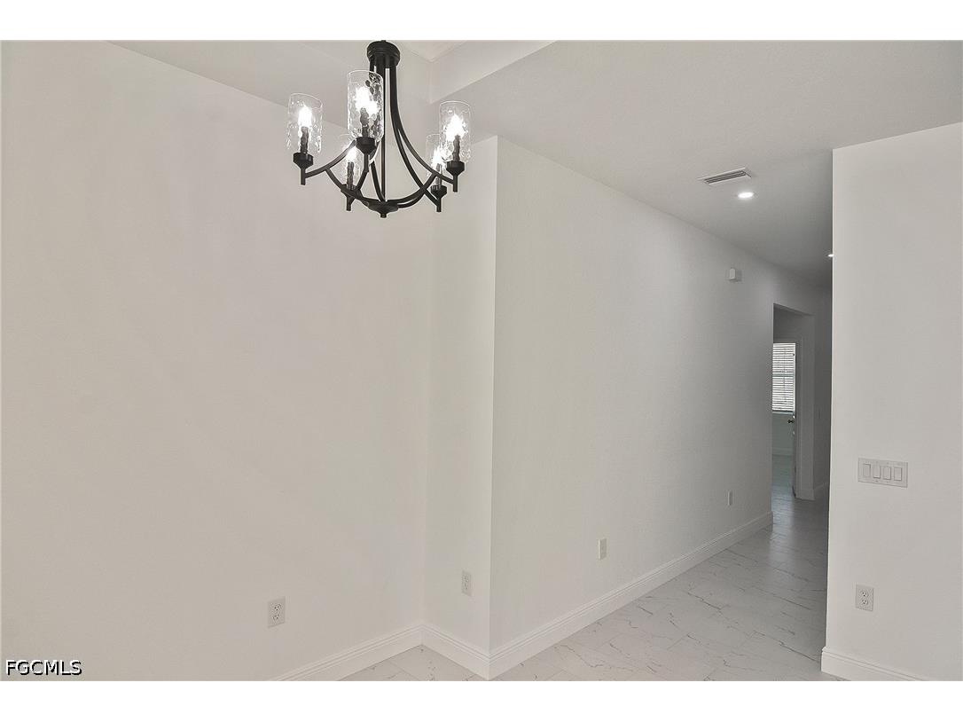 3034 Price Avenue Fort Myers FL 33916 2026026497 image9